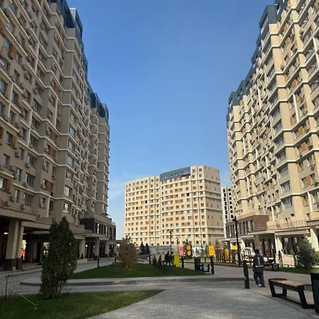 Rams City Люксовые Апартаменты Рядом С Трц Mega Almaty Exterior photo